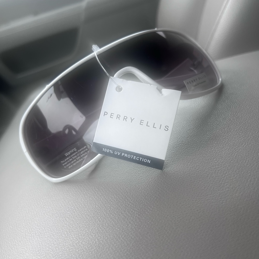NWT Perry Ellis sunglasses